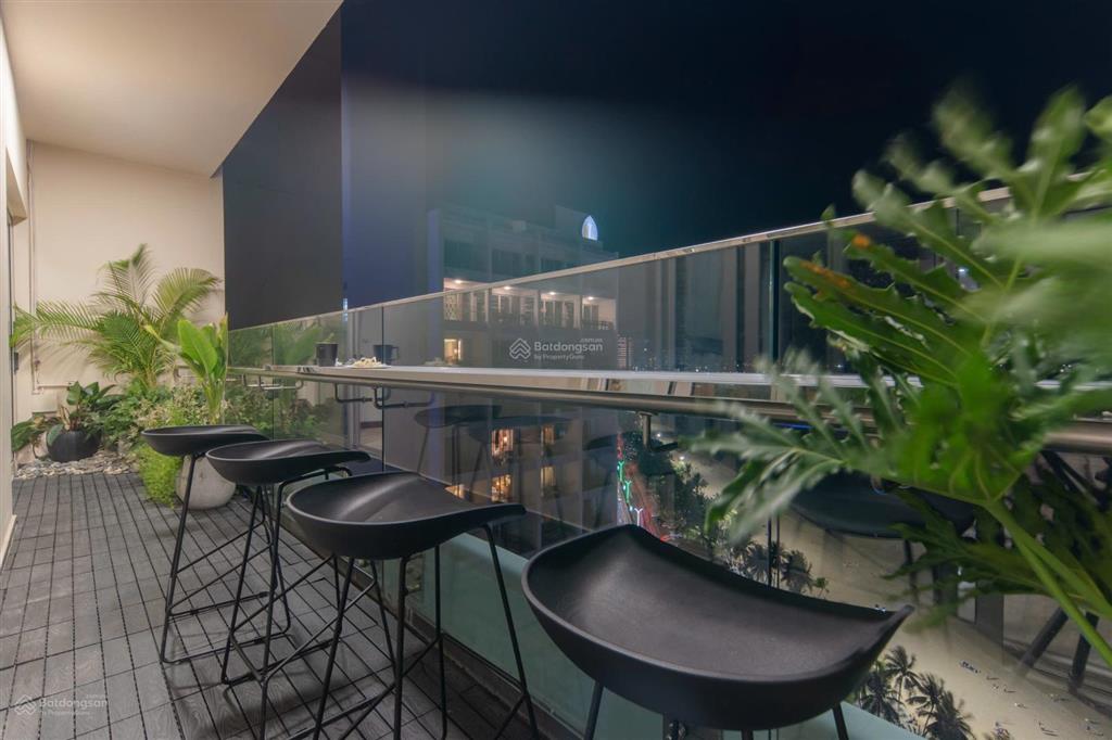 Cho thuê căn hộ vip 4 phòng ngủ  the costa nha trang (for rent)