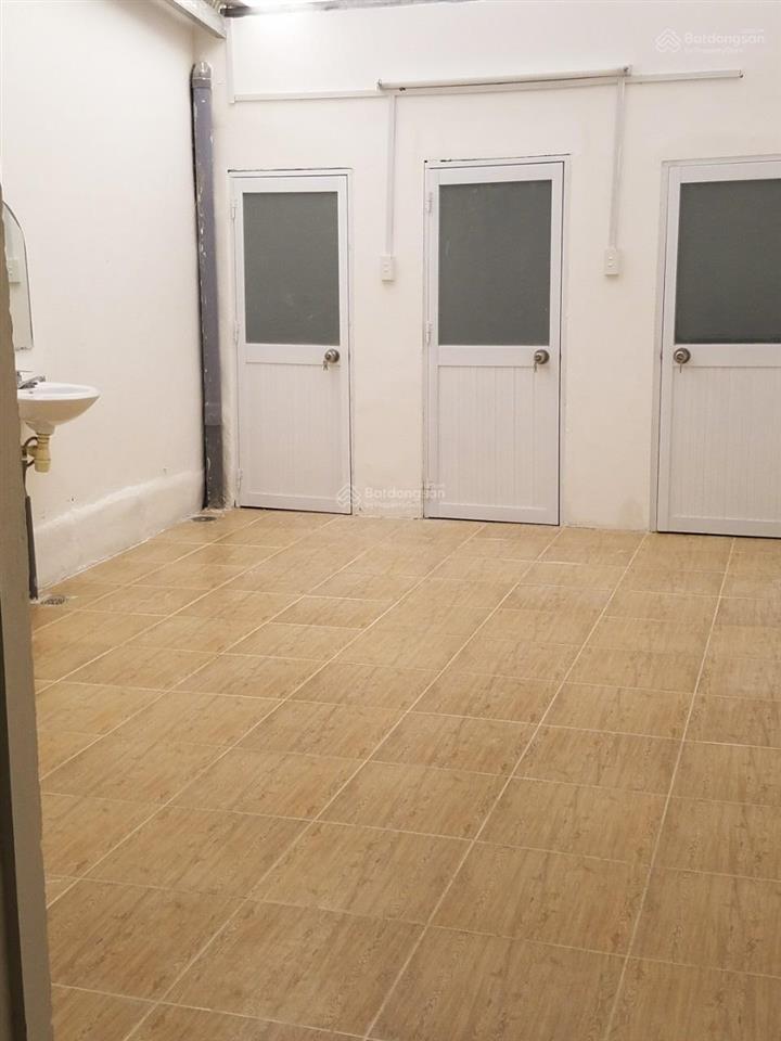 Q4  bán nhà mặt tiền giá tốt diện tích lớn sát quận 1