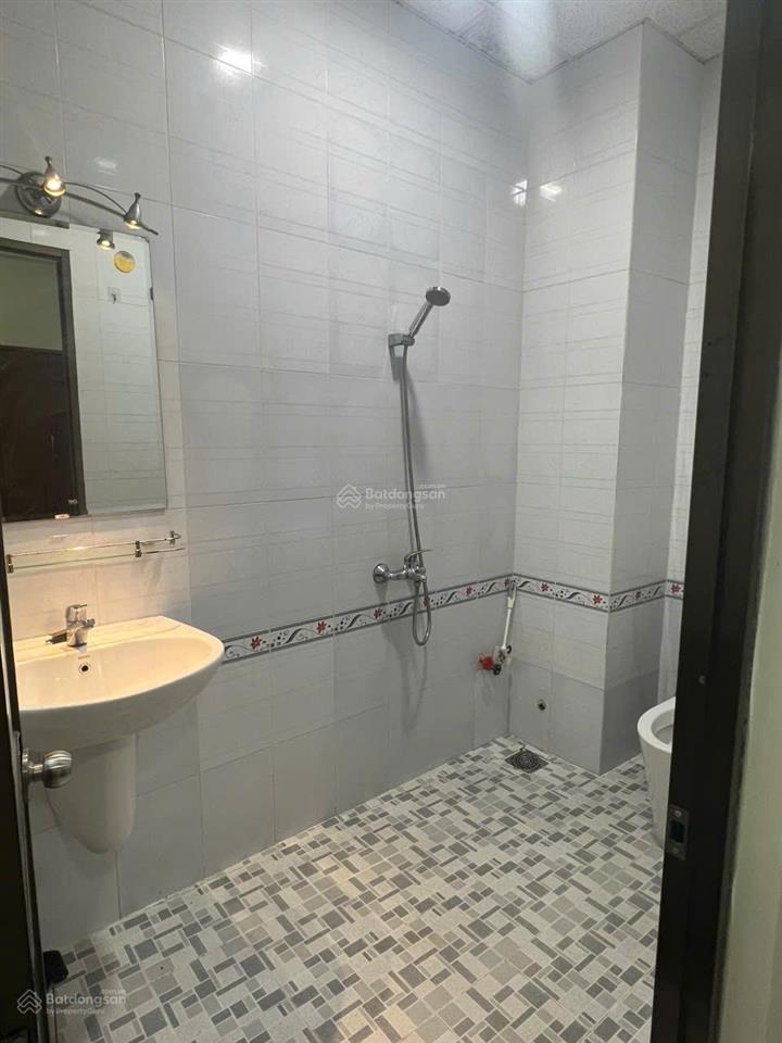 Chính chủ cho thuê phòng tại 413/23 đường lê văn sỹ, quận 3 giá 3.8 triệu/tháng,  0906 991 ***