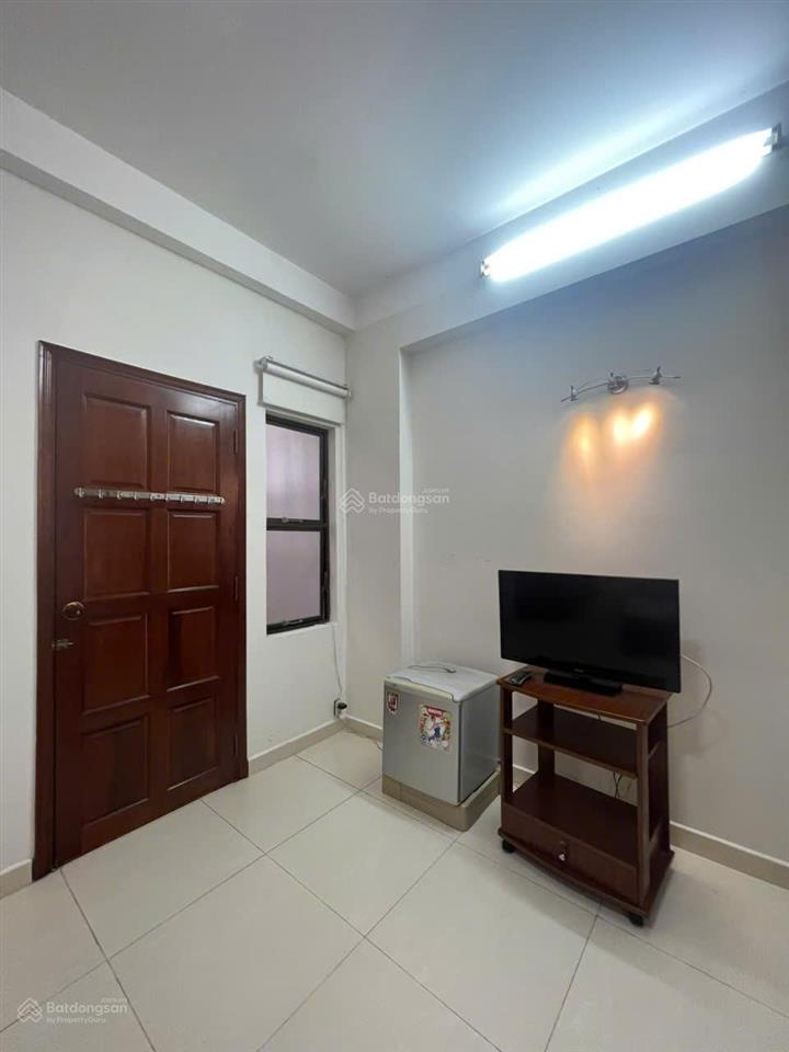 Chính chủ cho thuê phòng tại 413/23 đường lê văn sỹ, quận 3 giá 3.8 triệu/tháng,  0906 991 ***