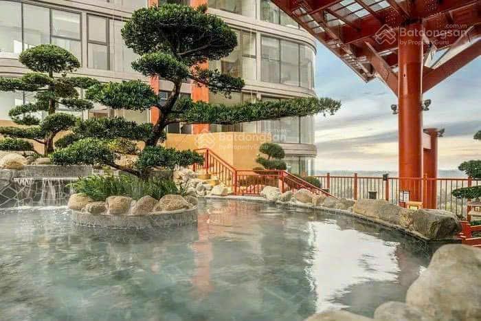 Căn hộ landmark 3pn khoáng lên tận phòng  giá tốt 8,x tỷ. view công viên. sđt 0918 114 ***