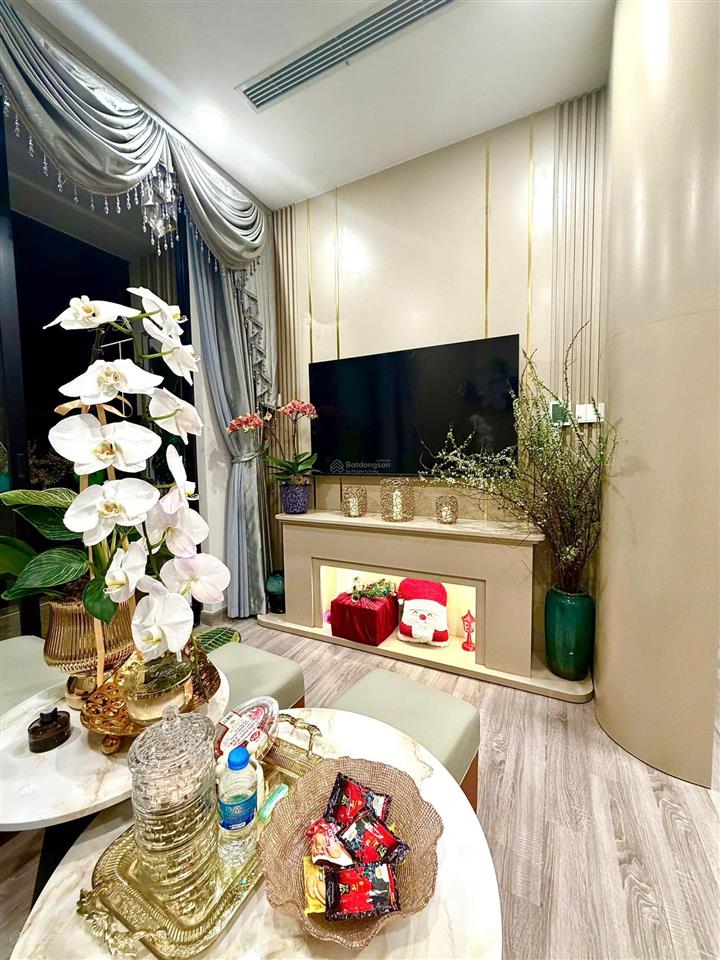 Sky forest mua nhà mới đón tết. full nội thất đẹp ở ngay. 0918 114 ***