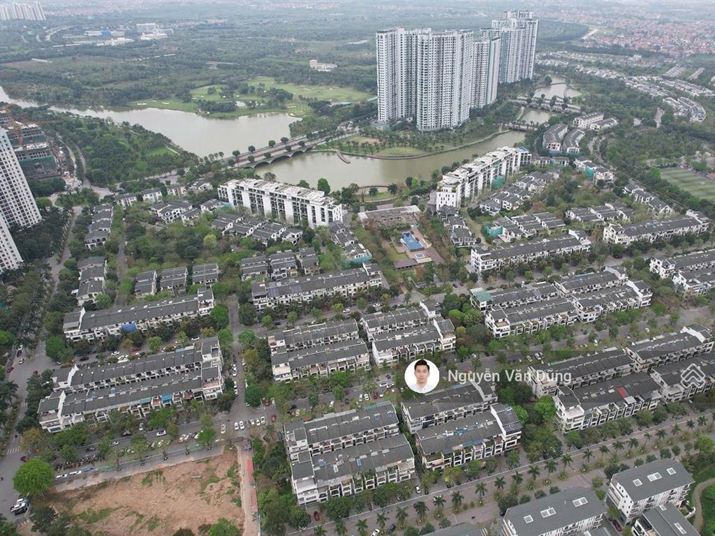 Bán căn hộ 62m2 lake ecopark giá tốt.  0981 152 ***