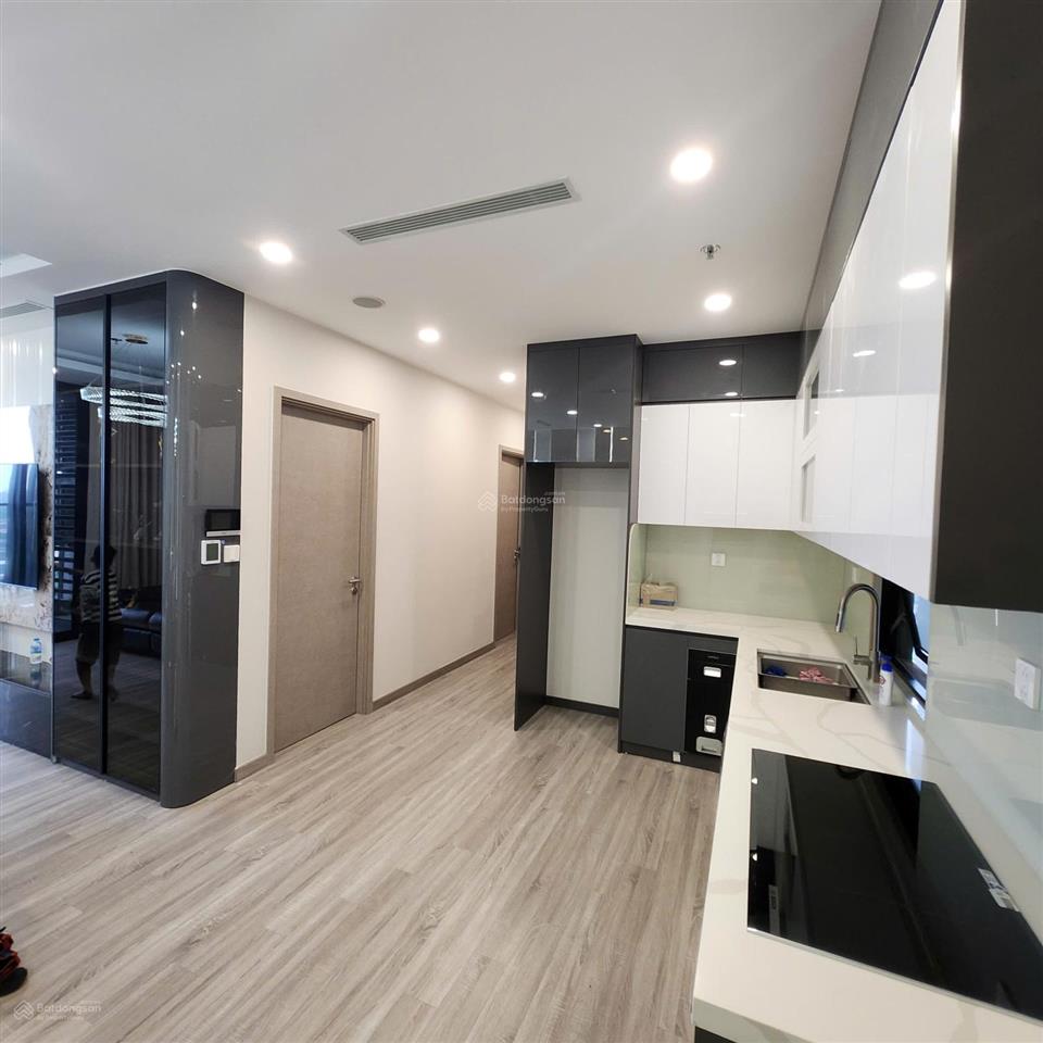 Chính chủ bán 3 ngủ sky forest  full nội thất  gía 8,x tỷ  sdt 0918 114 ***
