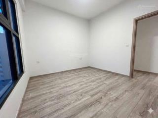 Bán căn aquabay 2pn đông nam giá 4.5 tỷ.  0918 114 ***