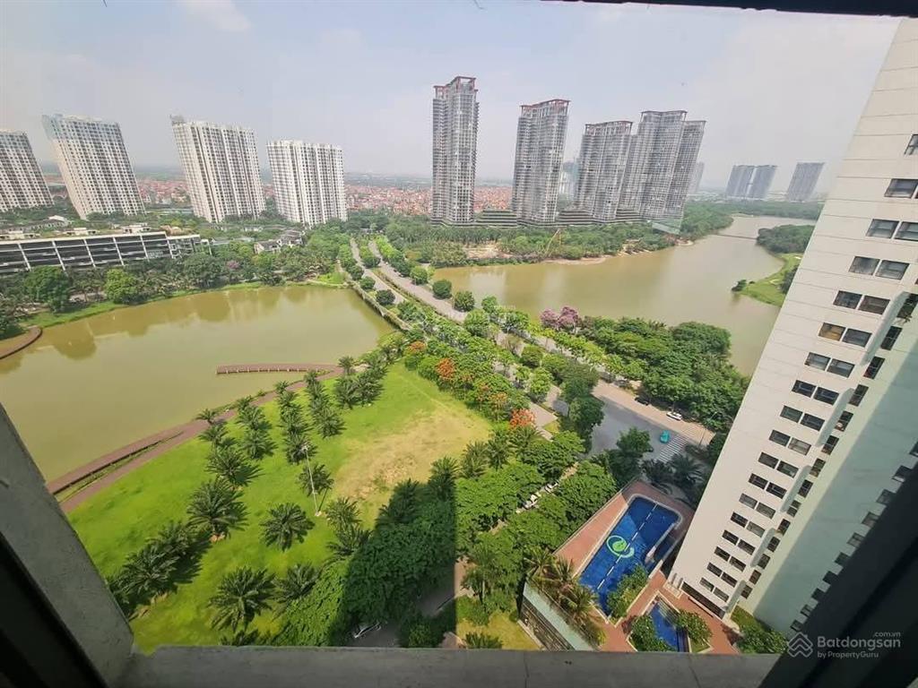 Căn 158m2 lake 2 view hồ thiên nga  sẵn dòng tiền. giá 1x tỷ bp.  0918 114 ***