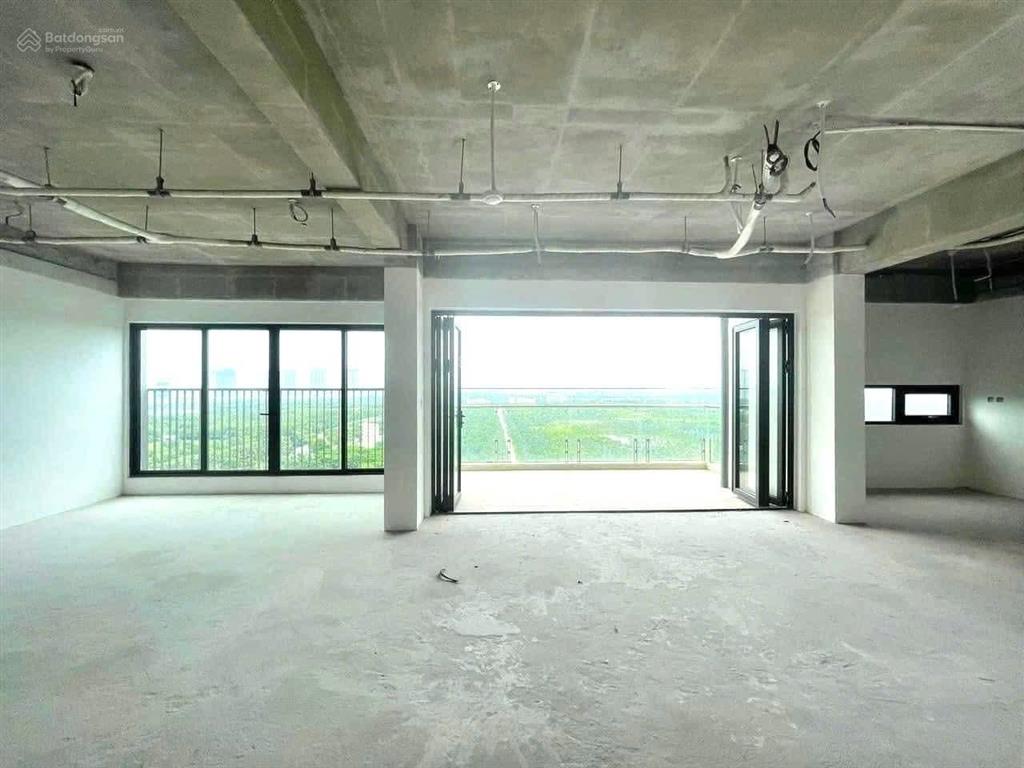 Bán căn hộ thang máy riêng ecopark  s 158m2  nhà thô. sđt 0918 114 ***
