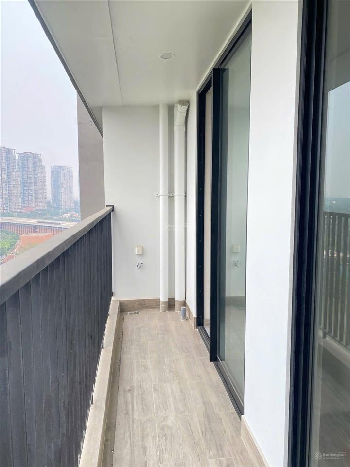 Chính chủ bán căn 2pn sky forest view đảo hồ thiên nga. bếp rộng. sdt 0918 114 ***
