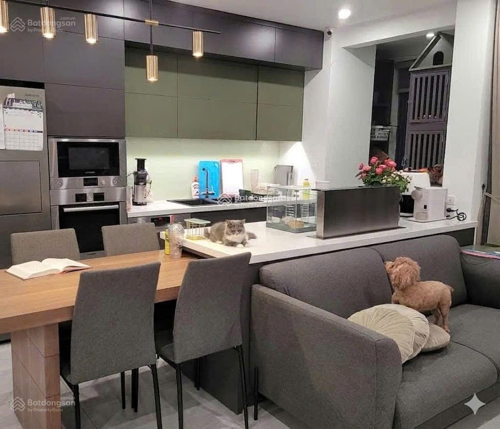 Căn hộ 135m2 golden land 275 nguyễn trãi  giá 10,x tỷ đón bình minh. sđt 0918 114 ***