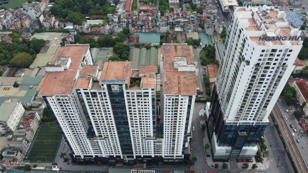 Căn hộ 135m2 golden land 275 nguyễn trãi  giá 10,x tỷ đón bình minh. sđt 0918 114 ***