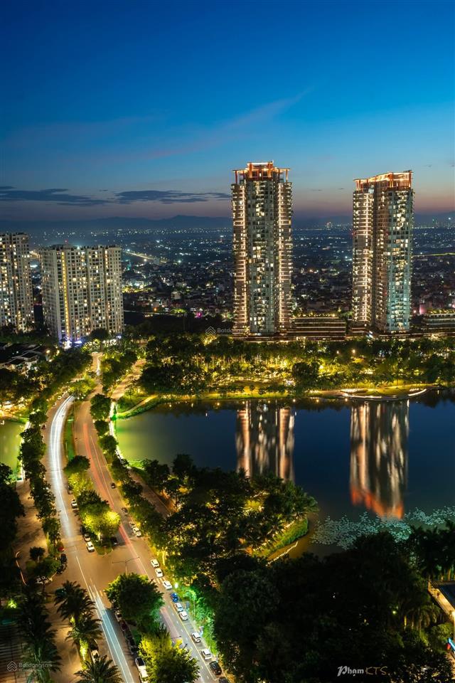 Chính chủ bán biệt thự thô gđ2 ecopark. 189m2 nhà vị trí đẹp. sdt 0918 114 ***