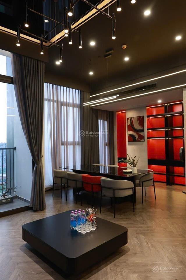 Penthouse ecopark 4pn3vs + full nội thất  chỉ 14,x tỷ. sđt 0918 114 ***
