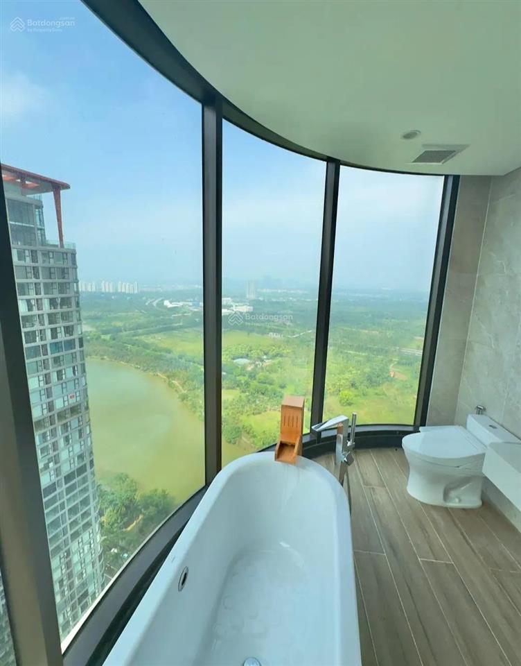 Chỉ 8.** tỷ sở hữu căn 3pn landmark ecopark khoáng lên nhà view hồ thiên nga. sdt 0981 152 ***