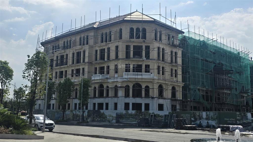 Nhà phố liền kề alluvia city 120m2, mặt tiền 6m, xây 5 tầng, giá chỉ 1x tỷ!