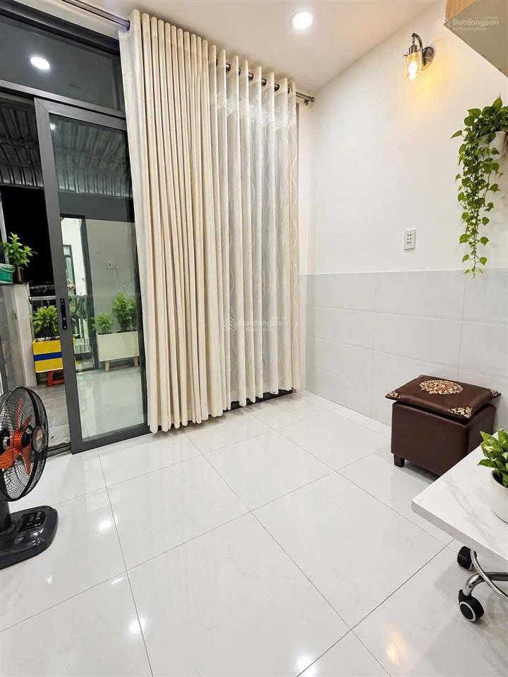 Nhà hẻm xe hơi đỗ cửa  3 tầng  sát metro bình phú  văn thân  cách mặt tiền 100m  4.8 tỷ