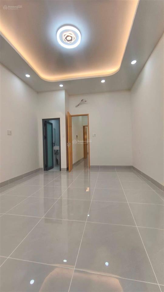Đẹp chấn động! nhà mới xây 3 tấm ngay hẻm 336 nguyễn văn luông phường 12 quận 6