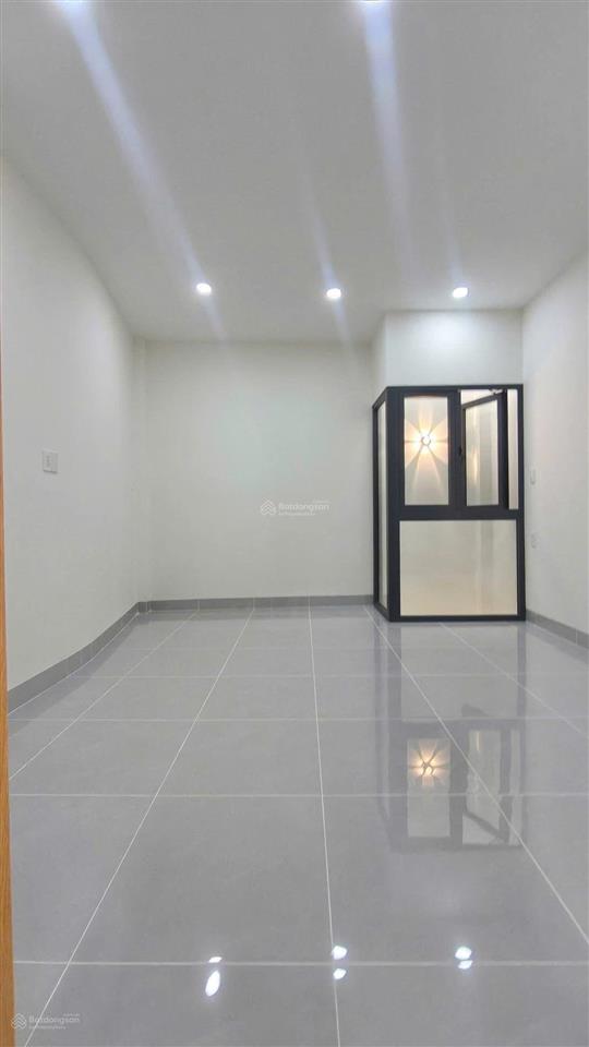 Đẹp chấn động! nhà mới xây 3 tấm ngay hẻm 336 nguyễn văn luông phường 12 quận 6