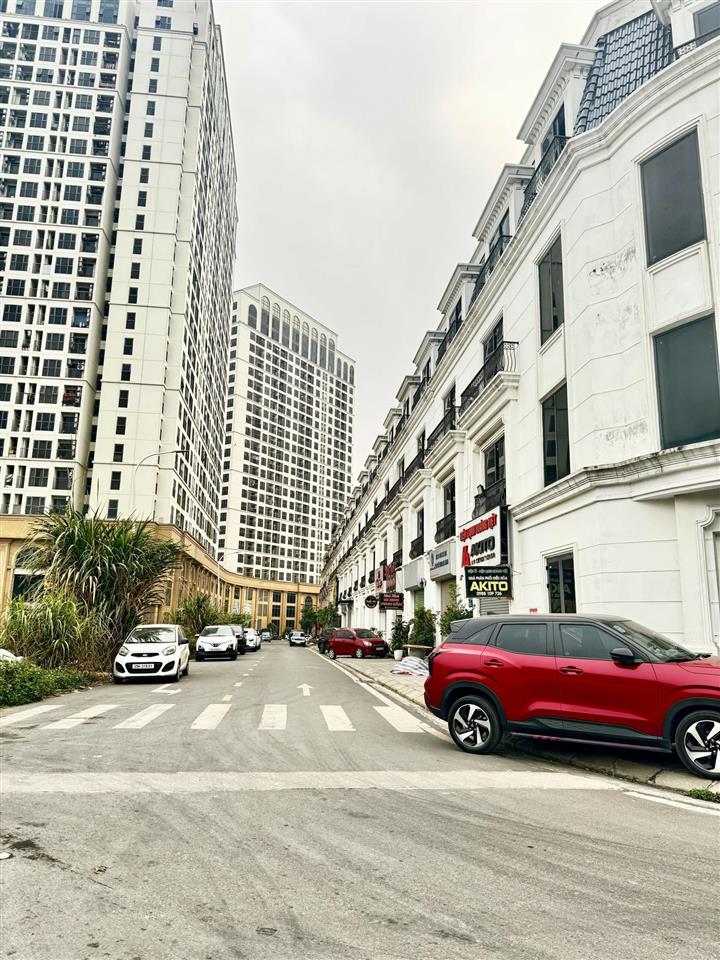 Bán nhà liền kề khu đô thị vci vĩnh yên. nhà thô 4 tầng. sẵn sổ đỏ giao dịch