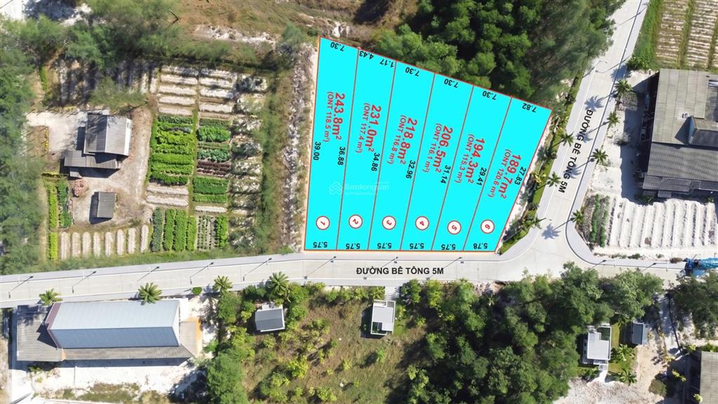 330tr lô đất cách biển 100m diện tích hơn 200m2, mặt tiền 5.75m nở hậu 7.30m