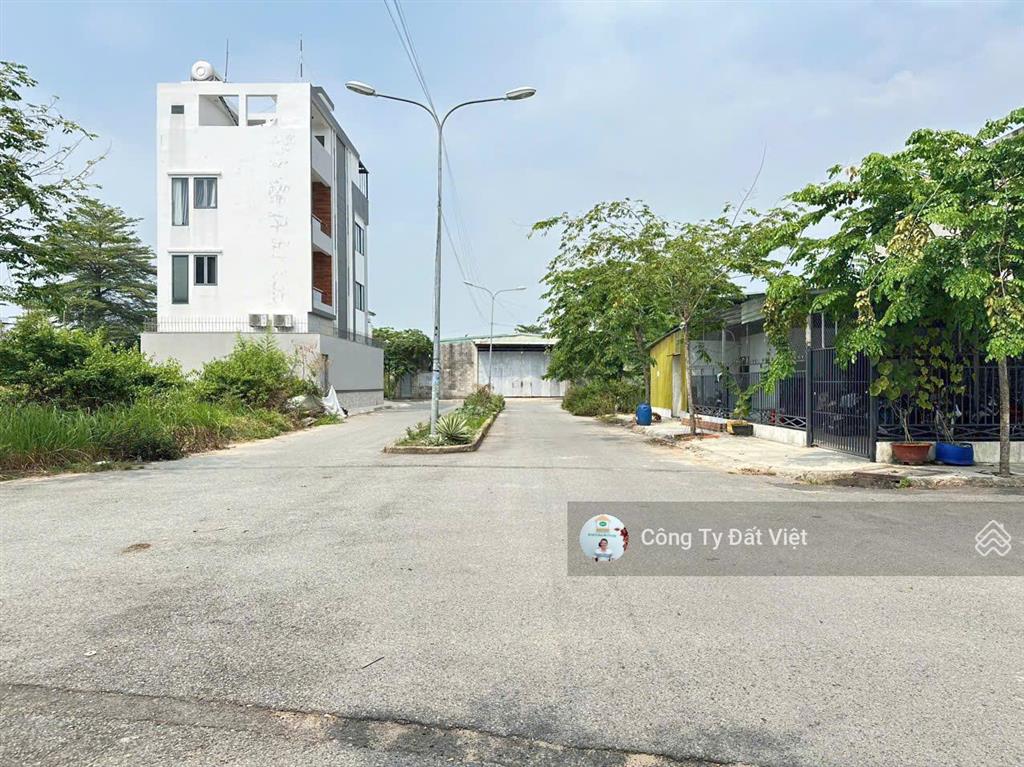 Bán nhanh lô b (dt 8x20m) da thời báo kinh tế, bưng ông thoàn, p. phú hữu, tp. thủ đức