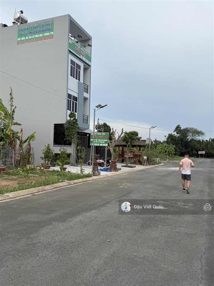 Bán lô đất kdc sở văn hóa thông tin quận 9, đường 20m, hướng đb, dt 5x17m, vị trí đẹp, lô o