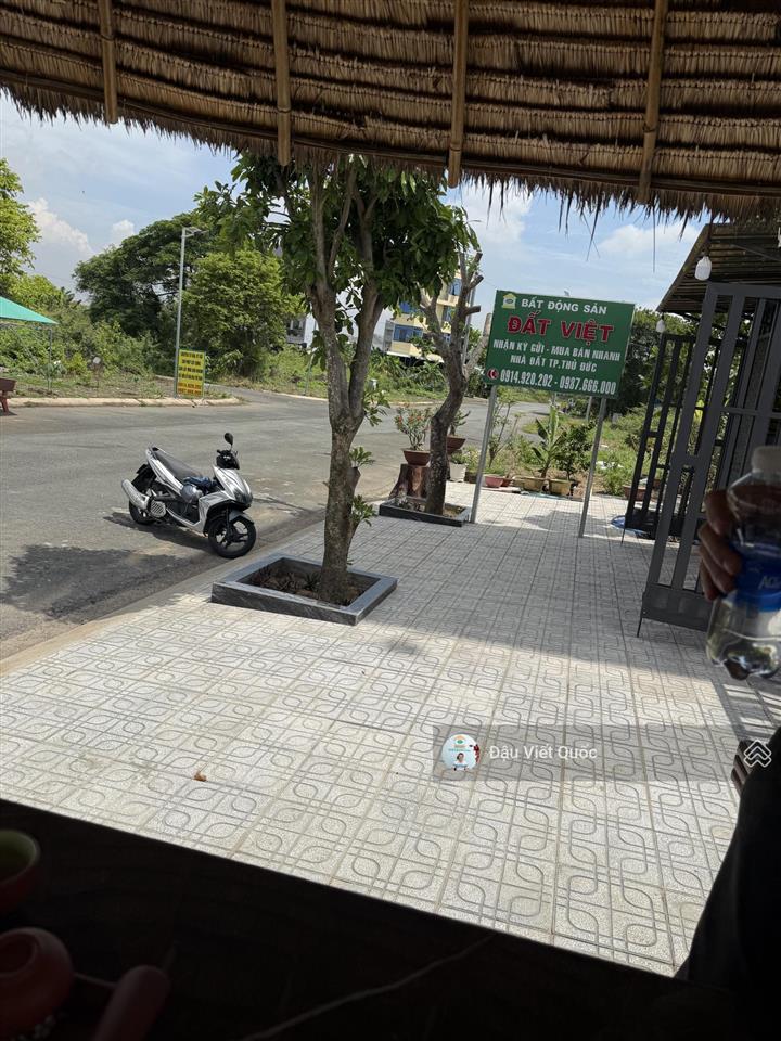 Bán lô đất kdc sở văn hóa thông tin quận 9, đường 20m, hướng đb, dt 5x17m, vị trí đẹp, lô o
