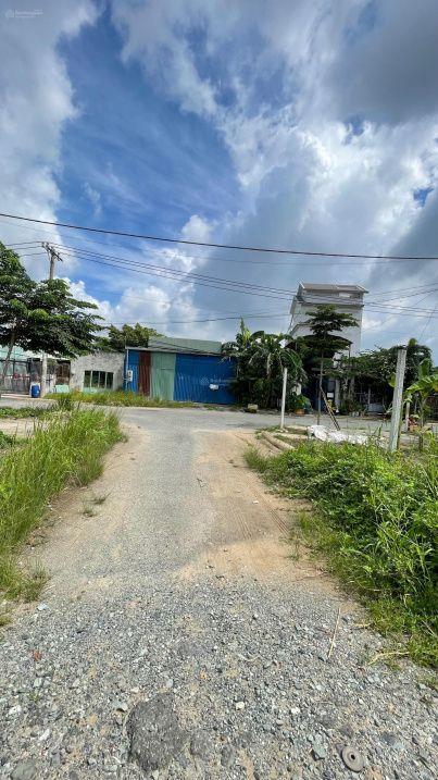 Chính chủ cần bán lô đất diện tích 5x20m giá chỉ 46.5tr/m2 Phường Phú Hữu (Quận 9 cũ)