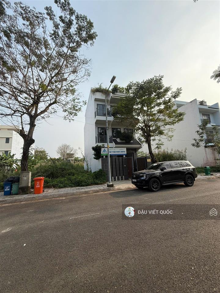 Bán nhanh nền biệt thự hưng phú 1, dt 10*18,5m, lô e, giá 75 tr/m2, p.phước long, tphcm