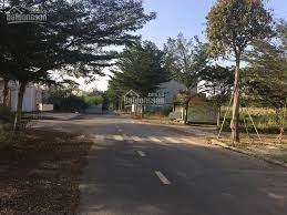 Bán lô đất dự án thời báo kinh tế, mặt tiền bưng ông thoàn, quận 9, lô b, dt 8x20m