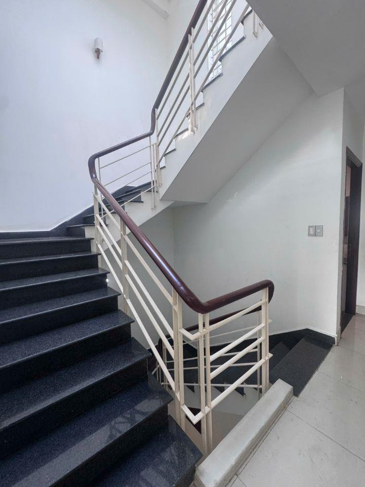 Cho thuê nhà nguyên căn DA Nam Long Liên Phường Q9, dt 4,5x20m, 3,5 lầu