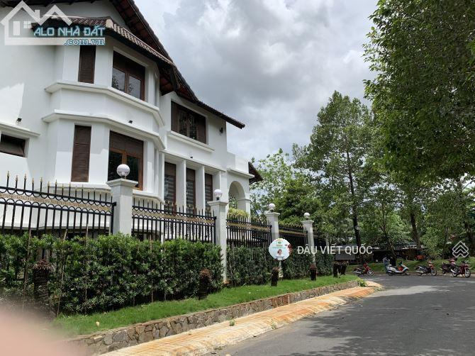 Bán lô đất b247, dt 7x26m, kdc bách khoa q9, tp thủ đức giá giảm còn 11,7 tỷ,  0914,920,202