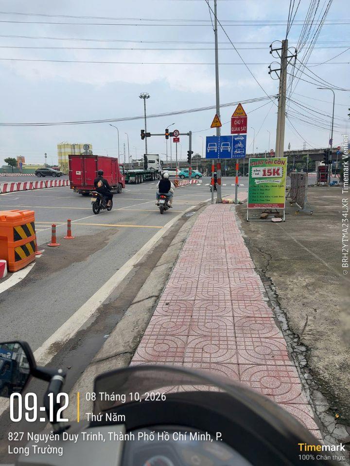 Cho thuê nhà cấp 4 dt 128m2 mặt tiền Đường Nguyễn Duy Trinh, P.Phú Hữu, Quận 9