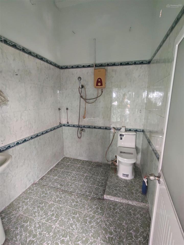 Cho thuê nhà mới sơn sửa linh xuân, thủ đức.  0909 714 ***