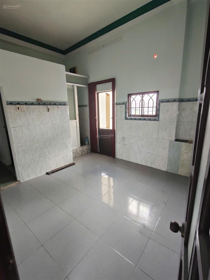 Cho thuê nhà mới sơn sửa linh xuân, thủ đức.  0909 714 ***