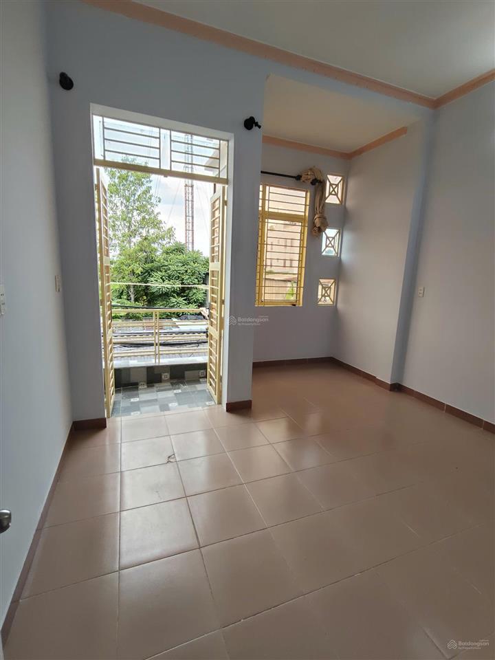 Nhà mới 4pn giá chỉ 9tr/tháng