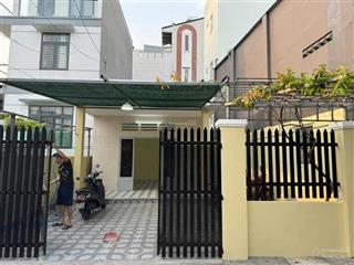 Nhà sân đậu oto thoải mái, 2pn to bự gần chung cư đạt gia