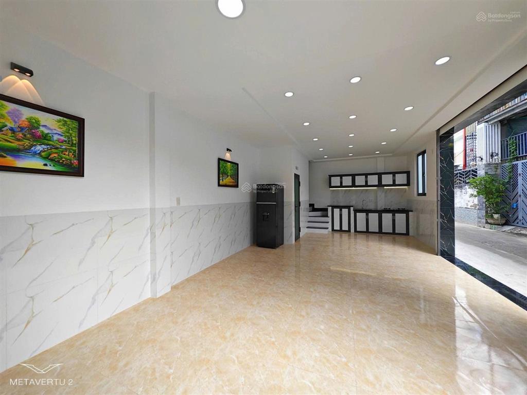 Bán nhà 2 tầng ngọc hiệp trung tâm nha trang