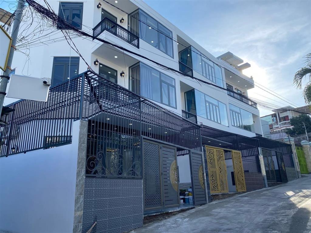 Bán căn góc mặt tiền mai an tiên gần đường 2/4 và đại học nha trang