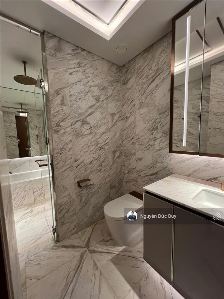 Giá 38 tr/tháng tốt nhất tòa sea  jw marriott căn 1pn  1wc 57m2. miễn phí quản lý