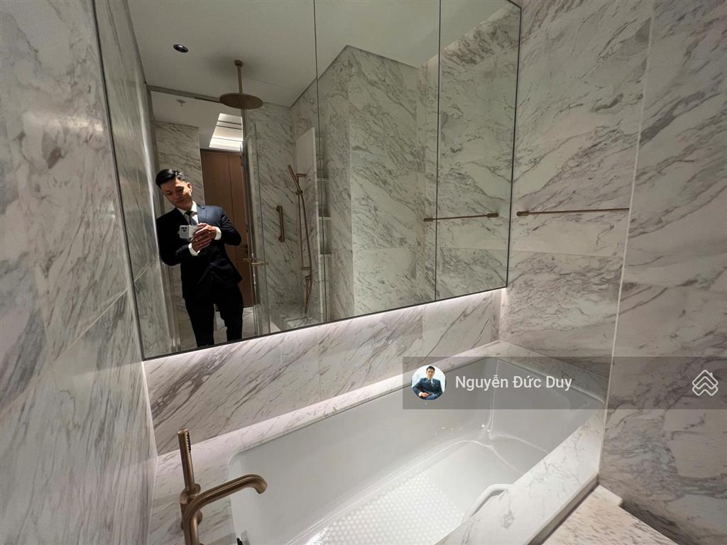 Giá 38 tr/tháng tốt nhất tòa sea  jw marriott căn 1pn  1wc 57m2. miễn phí quản lý