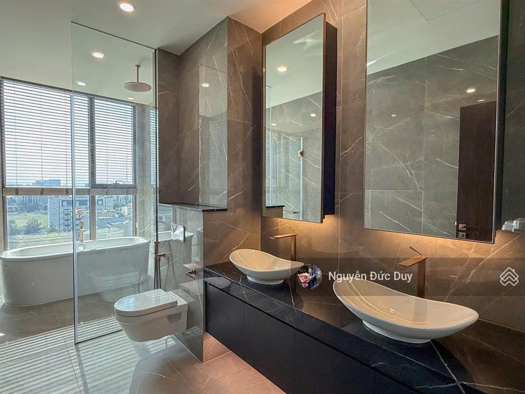 Duy nhất giá 34.9 tỷ allin căn 3pn2wc 220m2 lầu cao view sông, layout chuẩn