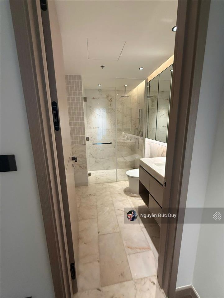 Căn 2pn  2wc 88m2 giá 55tr/tháng bao phí quản lý, full nội thất view sông, marriott quản lý