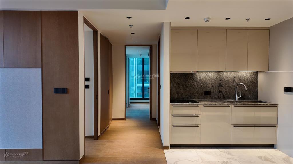 Giá 38.5 tỷ thấp hơn thị trường 8 tỷ căn 2pn 88m2 tòa sea view trực diện pháo hoa, cầu ba son.