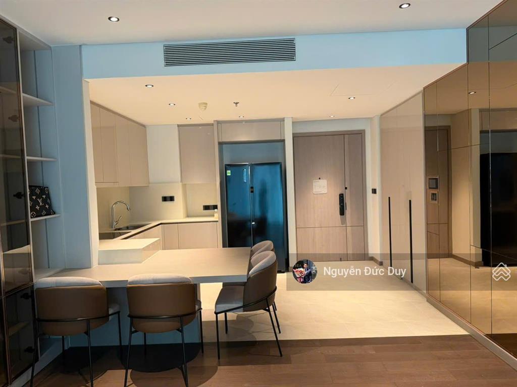 Căn 2pn  2wc 84m2 giá 60tr/tháng bao phí quản lý, view sông sg, cầu ba son, pháo hoa