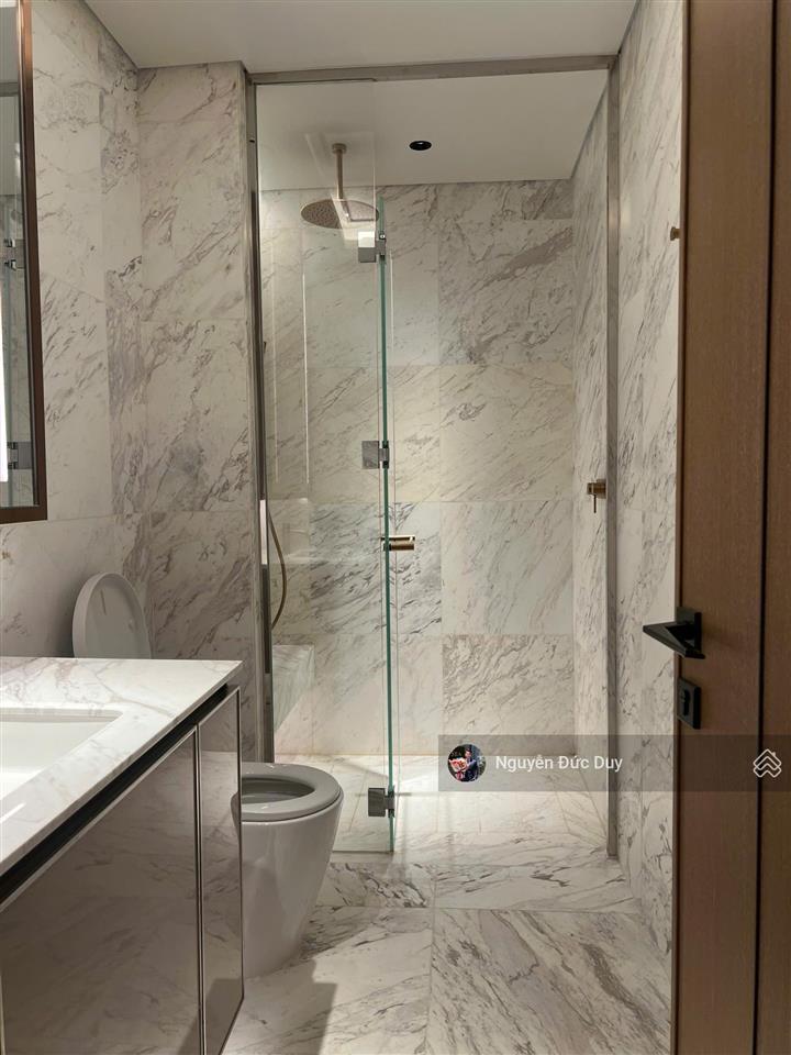 Giá 35tr/tháng tốt, tòa sea  jw marriott căn studo 40m² full nội thất. miễn phí quản lý