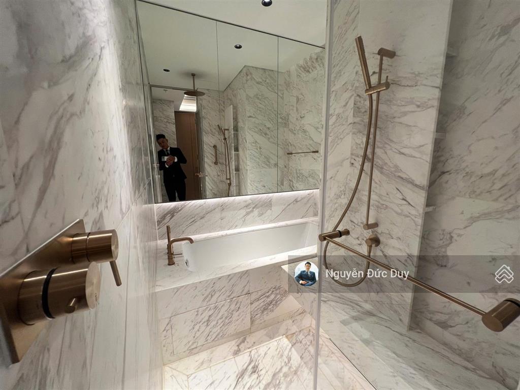 Giá 38 tr/tháng tòa sea  jw marriott căn 1pn  1wc 57m2. miễn phí quản lý