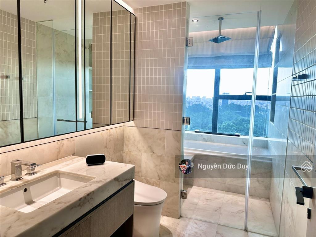 Giá 80tr/tháng căn 2pn + 1 phòng làm việc diện tích 117m2 full nội thất chuẩn marriott miễn phí ql