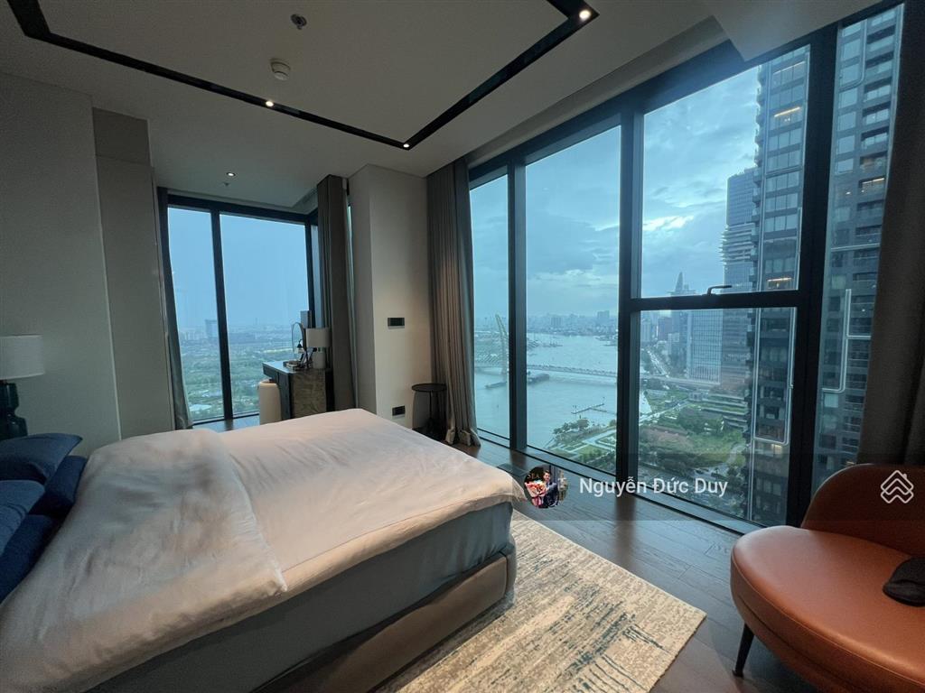 Giá 125tr/th căn 3pn  2wc full nt diện tích 150m2, miễn phí ql view sông sg, pháo hoa trực diện