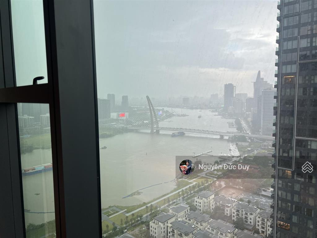 Giá 125tr/th căn 3pn  2wc full nt diện tích 150m2, miễn phí ql view sông sg, pháo hoa trực diện