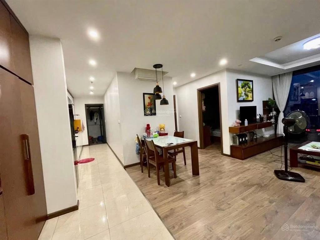 Chính chủ cho thuê căn hộ tầng cao view đẹp tòa n01t4 ngoại giao đoàn